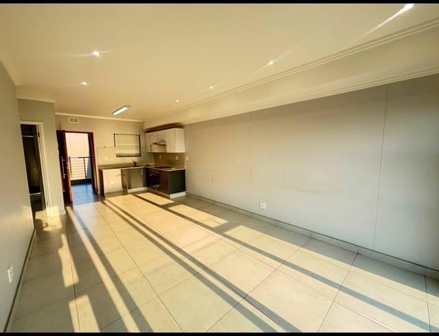 2 BEDROOM APARTMENT FOR SALE IN UMHLANGA RIDGE